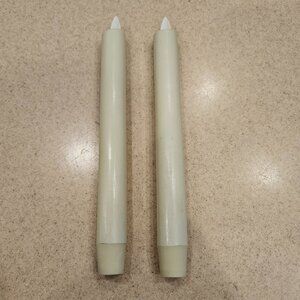 NIB 2 LUMINARA FLAMELESS MOVING WICK IVORY TAPER CANDLESTICKS BATTERY CANDLE